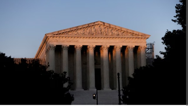 Trump Administration Plans Backup Strategy maintain tariffs as U.S. Supreme Court